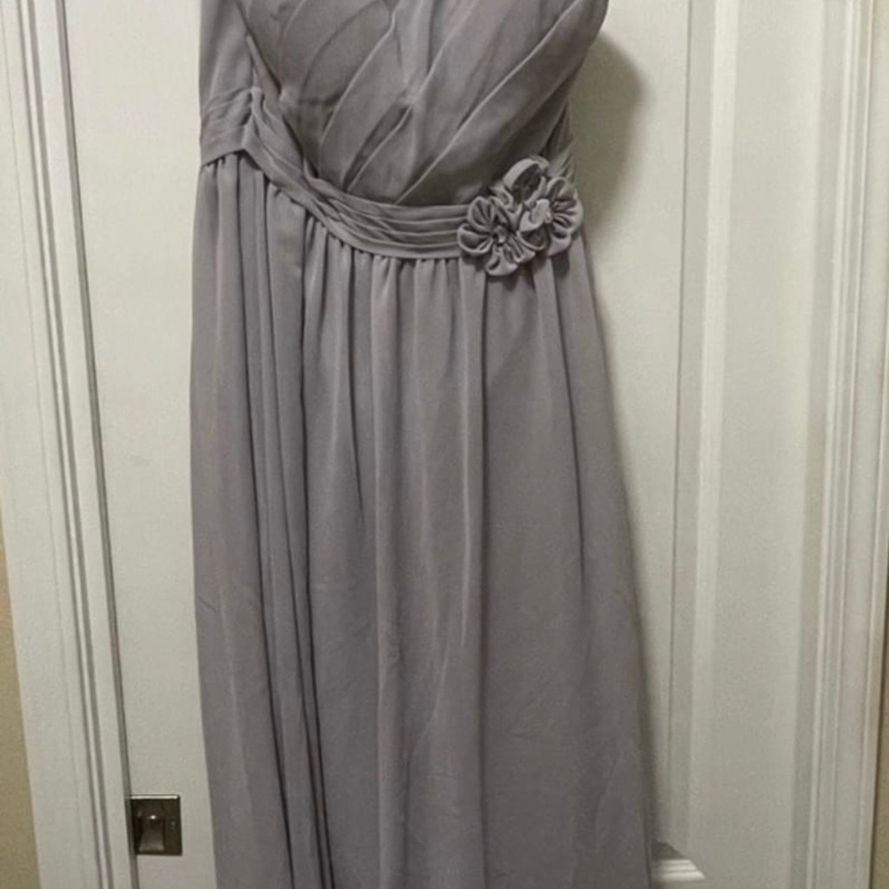 Elegant Gray Strapless Dress